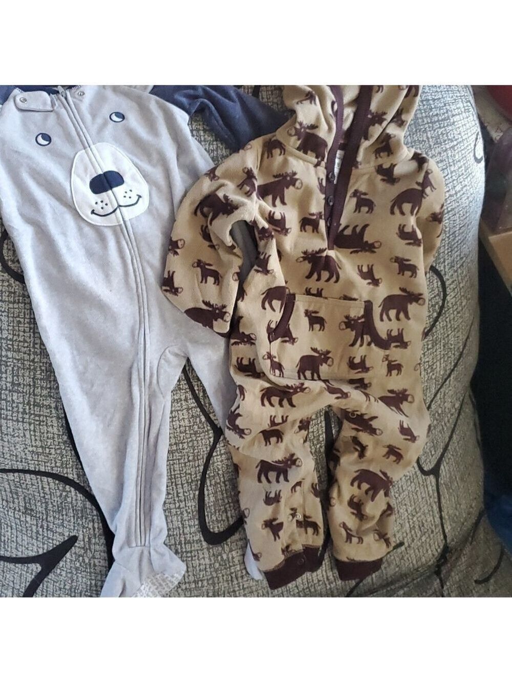 Carters onesies size 18 months